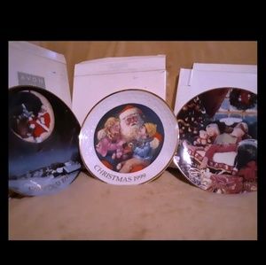 Set of 3 avon collectible Christmas plates